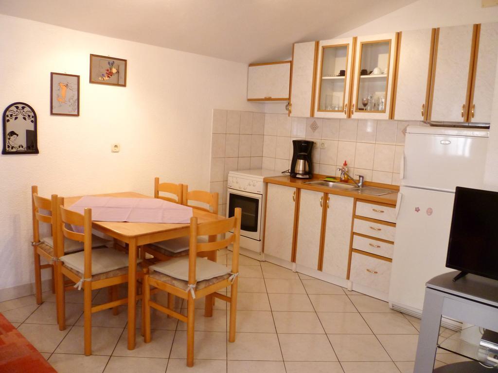 Apartments Sanda Tribunj Tribalj Zewnętrze zdjęcie