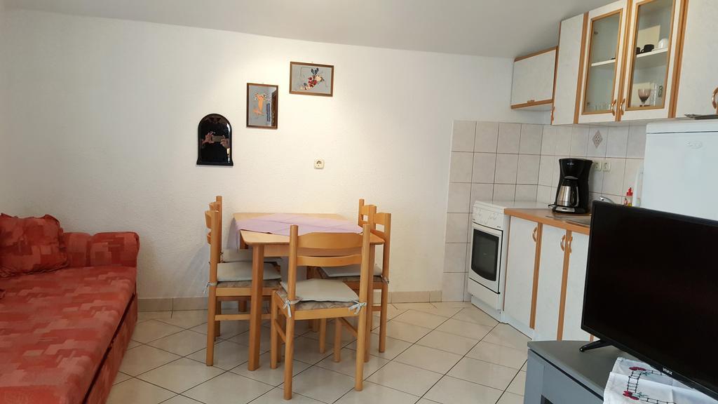 Apartments Sanda Tribunj Tribalj Zewnętrze zdjęcie